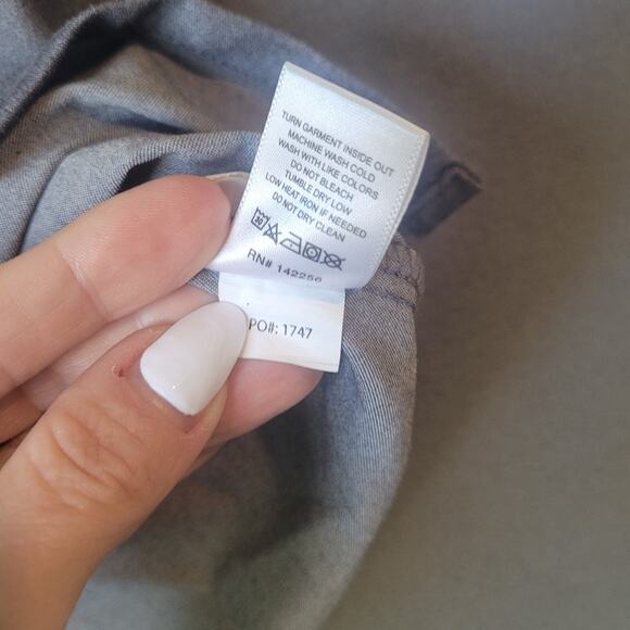 FIGS Scrub Top Women’s S Gray Catarina Graphite – One-Pocket Technical | EUC - Picture 5 of 5